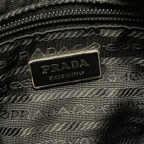Auth PRADA - VA0563 Black Nylon Shoulder Bag - Picture 9 of 12